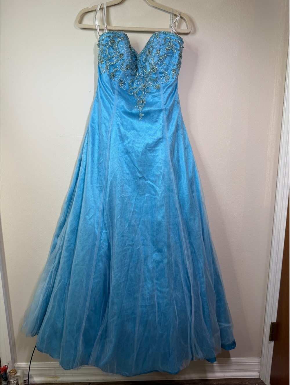 David's Bridal Light Blue Embellished Strapless Ball Gown Dress Size 18